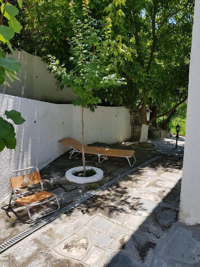 Beachfront Villa 100M From Sea For Up To 10 Guests Сівірі Екстер'єр фото