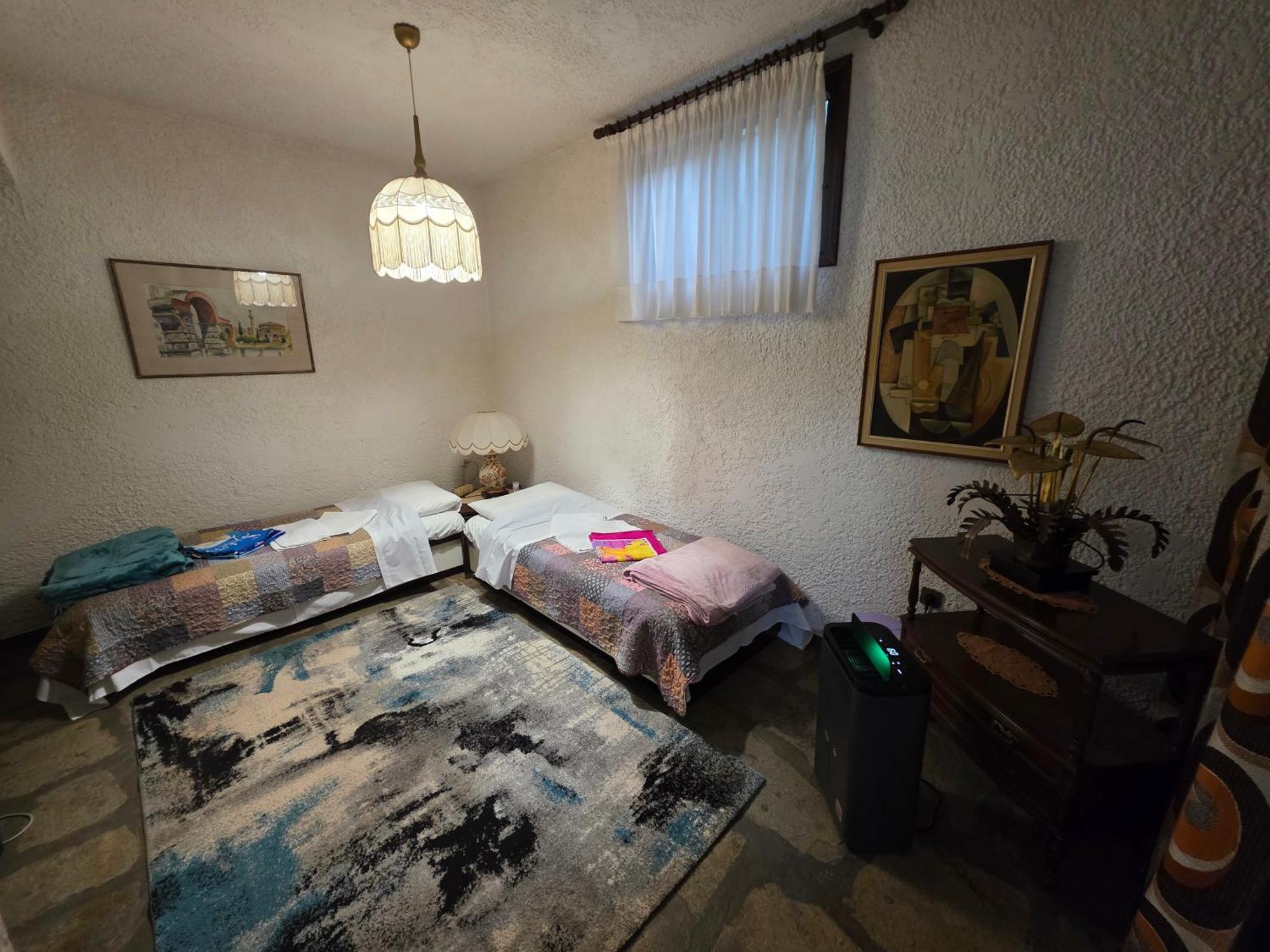 Beachfront Villa 100M From Sea For Up To 10 Guests Сівірі Екстер'єр фото